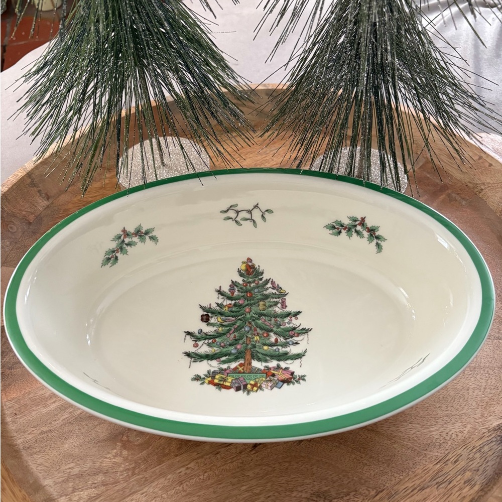 Spode Christmas Tree oval baking dish